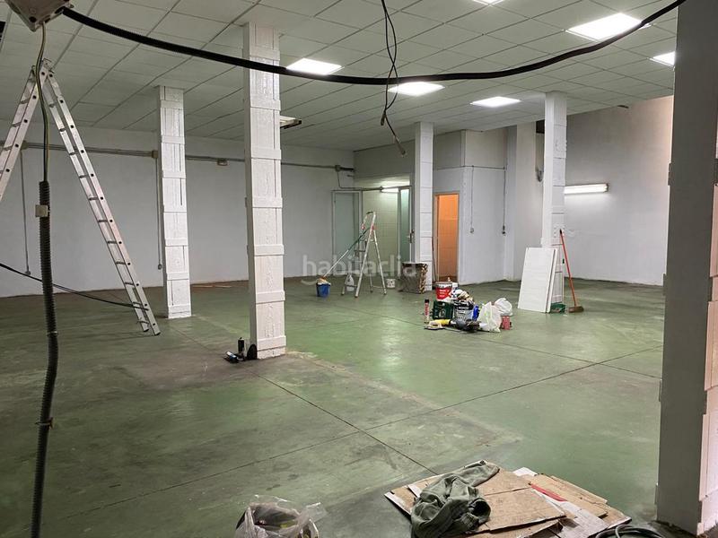 Foto aaeff0d1-abd6-489e-b256-9dce1d0a0b92. Alquiler local comercial en El Real Melilla