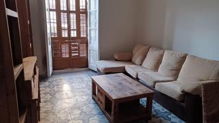 Rent Ground floor in Centro
