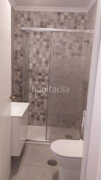 Foto b6acd417-c95b-4fdc-bb57-f0c580b2d2f4. Flat in Centro Melilla