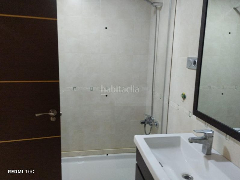 Foto 422d3358-29db-48a5-a938-b6ef636cbd98. Affitto appartamento in El Industrial Melilla