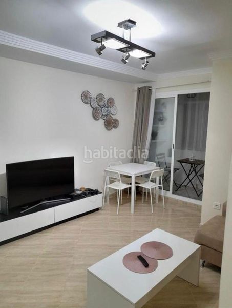 Foto c7ba9e1c-dabc-432b-afda-f882bd24abe3. Rent flat in Isaac Peral Melilla