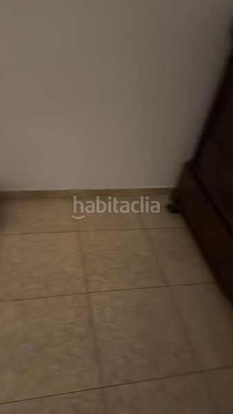 Foto 1ae9a512-dc91-43bb-805a-55409d65d3b1. Piso en El Industrial Melilla