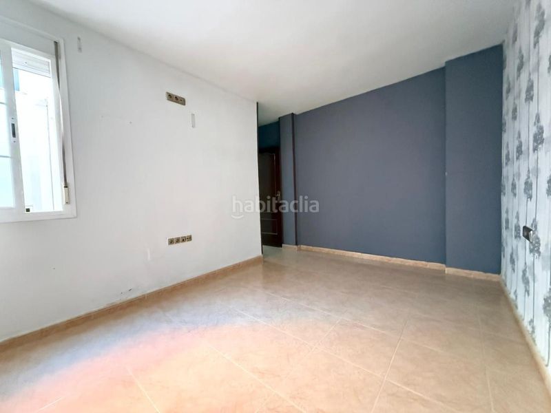 Foto 50332e99-a8a7-4807-98ab-2db0758a0d83. Pis a Centro Melilla