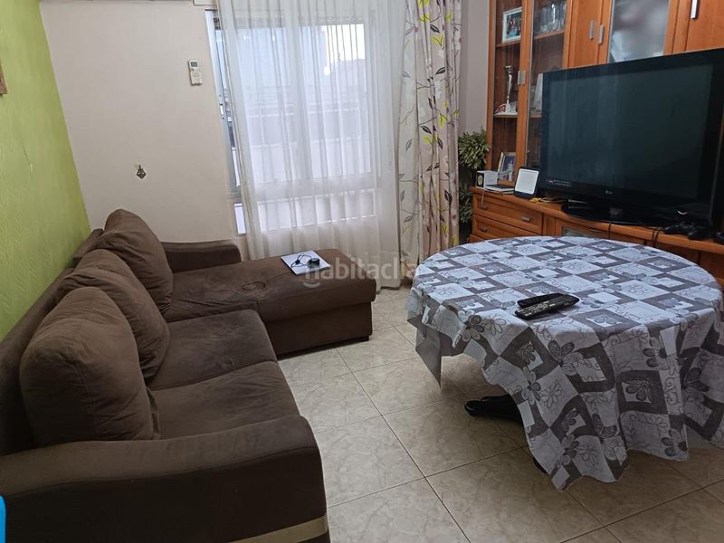 Foto d3cc752a-44e5-4657-a570-b302a4e4791a. Pis a Isaac Peral Melilla