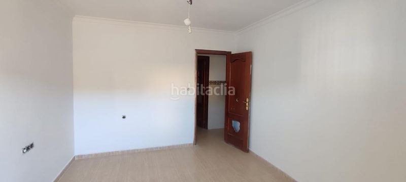 Foto c3cd9255-f31b-4365-baf2-d2d7353d72a3. Pis a La Victoria Melilla