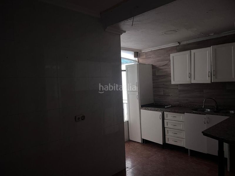 Foto f76b7eb9-4a9d-46eb-b4b7-2e6f5cc3c218. Planta baixa a Fátima - Levante Córdoba