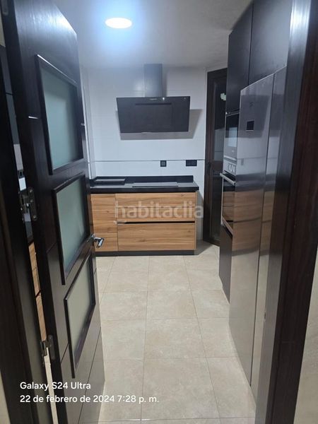 Foto 0aa3b53a-89d4-4251-89a7-1f484c1f4dde. Piso en Centro Melilla