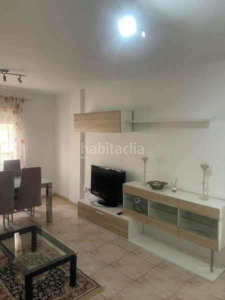Foto f88fba53-f030-4c6a-90e4-04b4c42075fa. Lloguer pis a Centro Melilla