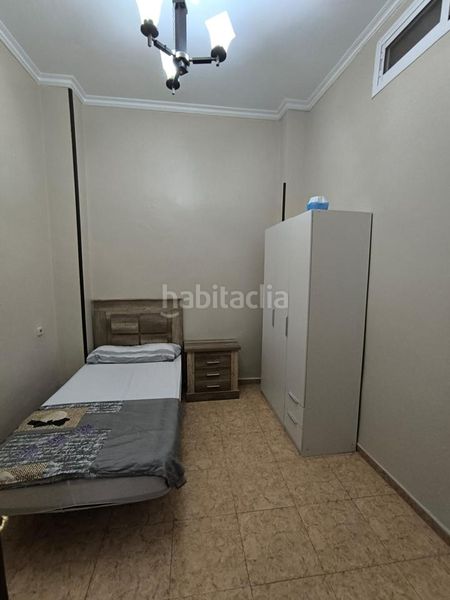 Foto 8ebd7404-2e71-4b67-854b-3928cf855c0b. Pis a El Industrial Melilla