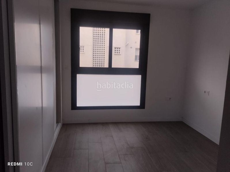 Foto b8f33d94-115f-4558-b42b-7131a0dbbf41. Pis a El Industrial Melilla