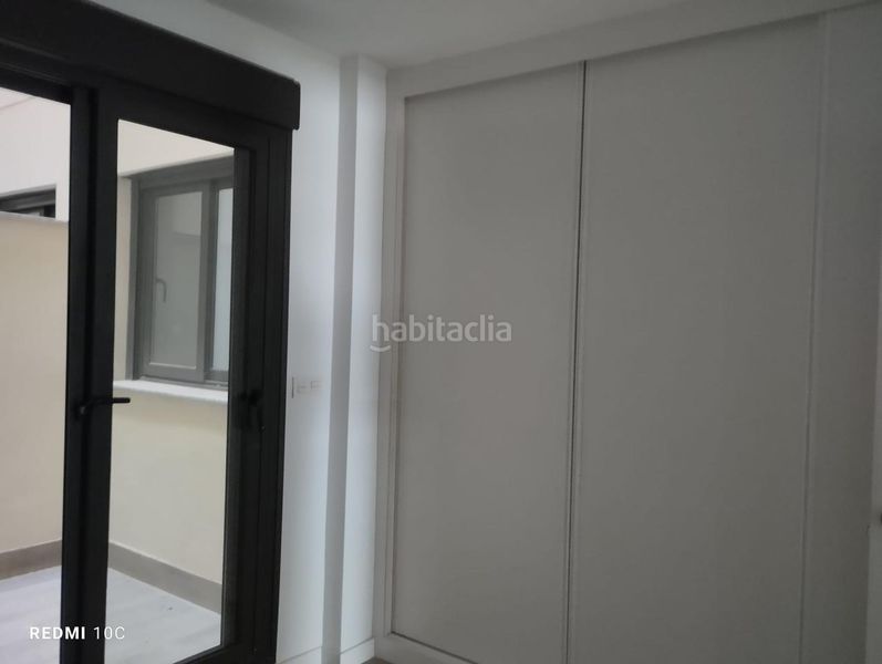 Foto d7f6101b-8e82-4484-8d65-b3e9d7b86778. Piso en El Industrial Melilla