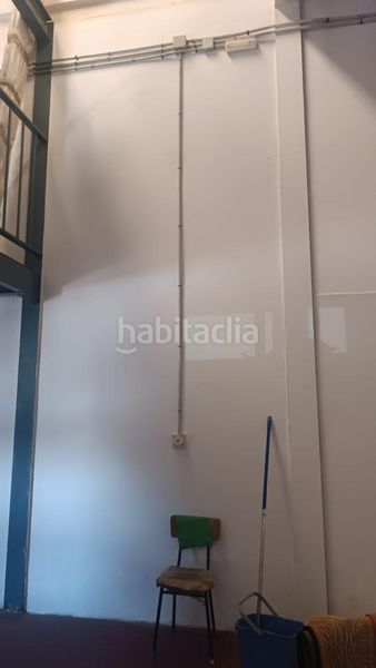 Foto d7a62c46-1fbe-4a32-9611-2131e33cb7eb. Fabrikhalle in El Real Melilla