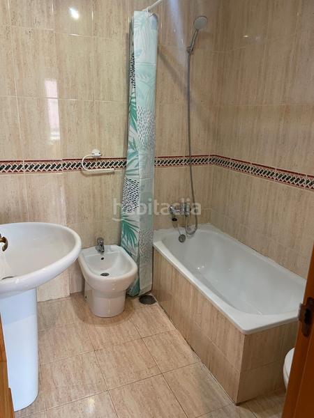 Foto e0973cfc-d0ba-4052-9fa6-5f3d81f5aefe. Lloguer pis amb calefacció piscina a Puerta de Toledo - Atalaya Ciudad Real