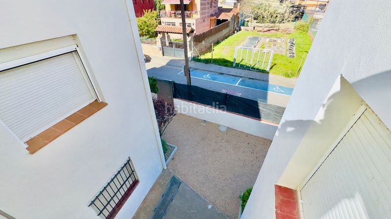 Foto 9c153231-e904-4059-94b3-f952b2dfc6e3. Dúplex a carrer camèlia 13 a Els Griells Estartit
