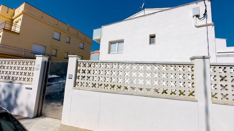 Foto af0868c4-a934-46cc-b9c0-e09926db5a48. Dúplex a carrer camèlia 13 a Els Griells Estartit