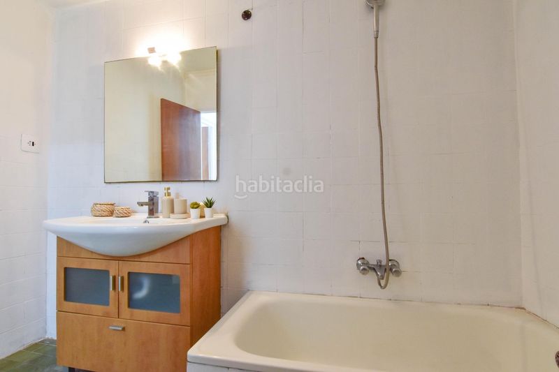 Foto a732e1b9-cb3f-49ea-bd1b-d3a2f27a3954. Pis a Centro Xirivella
