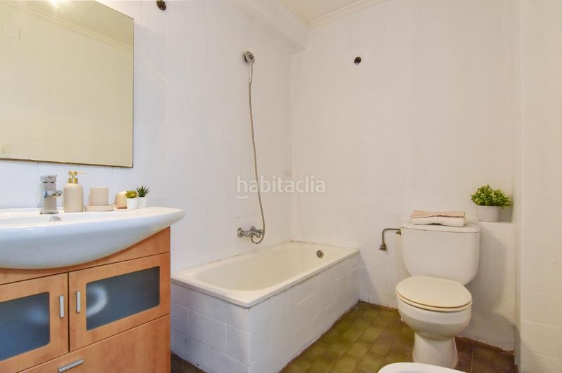 Foto cba6c492-5aa0-4ae8-824d-bfdacc464b88. Pis a Centro Xirivella