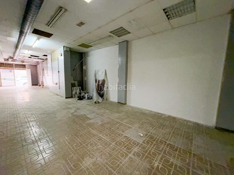 Foto d0db2643-ef7f-4752-8915-455178cf3c3e. Lloguer local comercial a La Constitución-Canaleta Mislata
