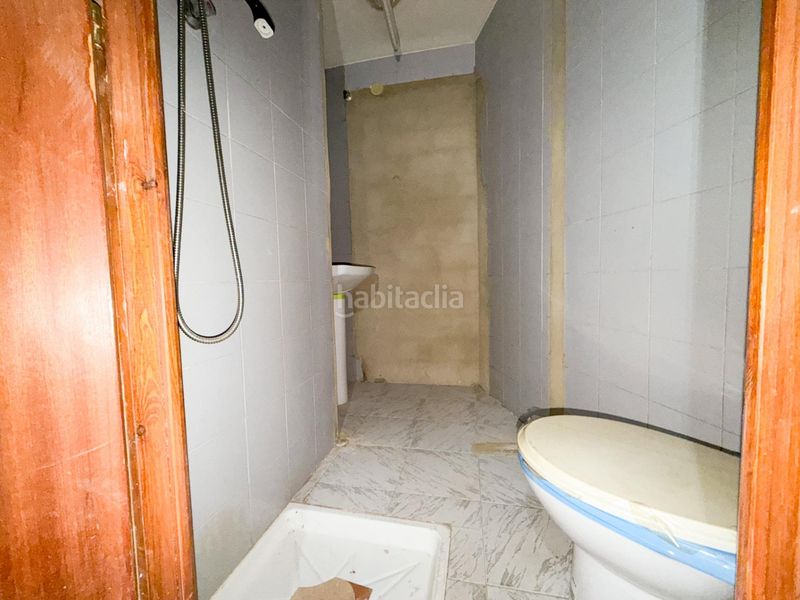 Foto d2c84ff6-b376-4ab6-a1d2-b1cd59ef6212. Lloguer local comercial a La Constitución-Canaleta Mislata