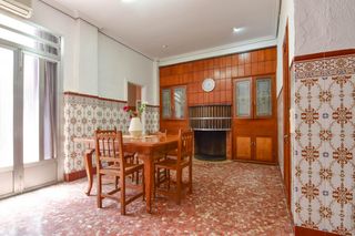 Rent House in Casco Antiguo. Casa en alquiler en el centro de puçol