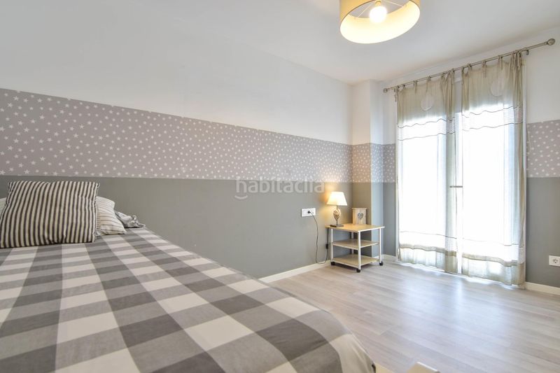 Foto 34ff2895-e486-4c92-ba1b-b48bd485419e. Location duplex avec chauffage parking dans El Pilar Valencia
