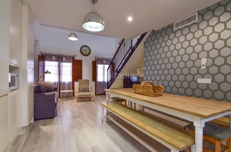 Foto b340d618-a3dd-4d9c-862f-a39d32b25381. Location duplex avec chauffage parking dans El Pilar Valencia