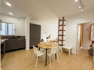 Location Appartement à La Petxina. Alquiler temporal disponible hasta junio