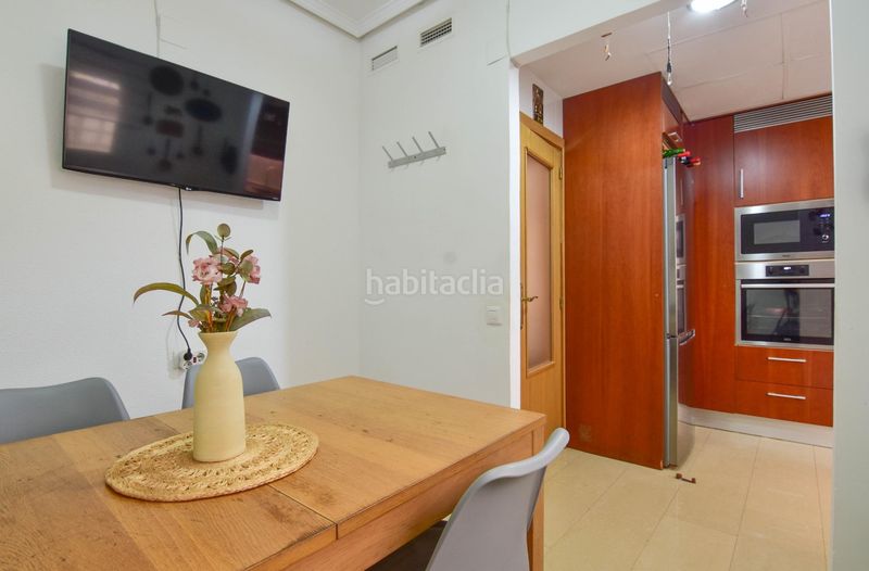Foto b9d24df3-0787-4658-ba10-324c8b6e0768. Casa adossada amb aparcament a Tavernes Blanques