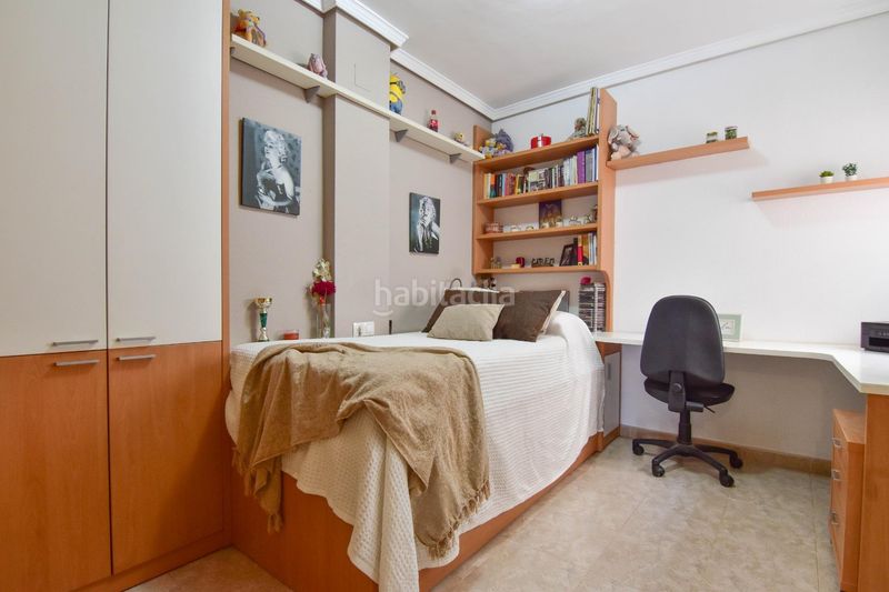 Foto ced58f04-87f8-4d80-80c5-a2dc29e10202. Casa adossada amb aparcament a Tavernes Blanques