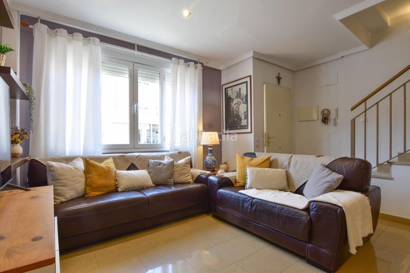 Foto cf8317e2-e227-4f5d-ac37-1ec5f5fe9bd4. Casa adossada amb aparcament a Tavernes Blanques