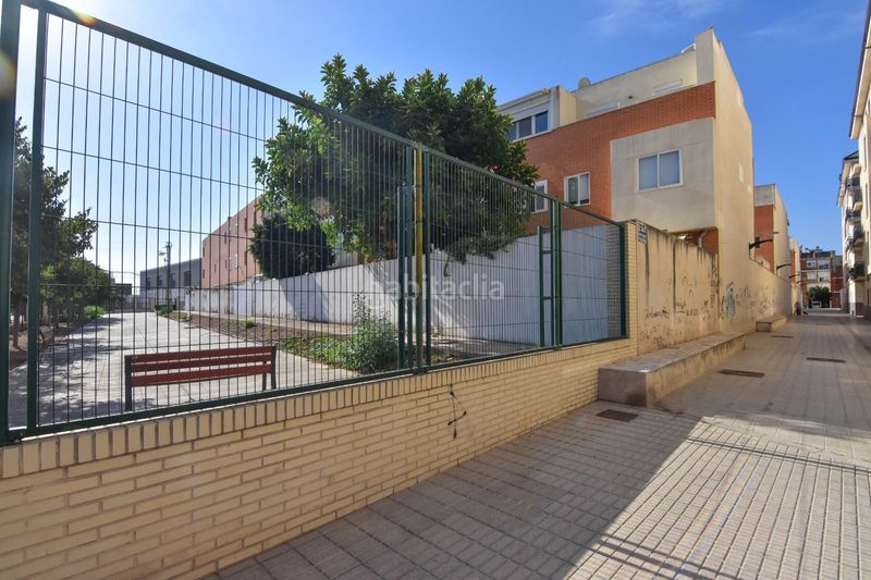 Foto f1722b5c-70ae-4ed8-91e9-7a40d0f0dee9. Casa adossada amb aparcament a Tavernes Blanques