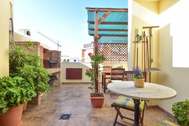 Foto f9cf5adb-693e-4c07-853d-030c532b0d2d. Casa adossada amb aparcament a Tavernes Blanques