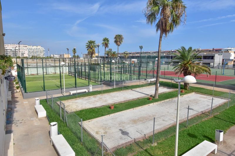 Foto b632d887-826b-47d9-86a6-47bac0172a0b. Lloguer apartament amb aparcament piscina a Playa del Puig El Puig de Santa Maria
