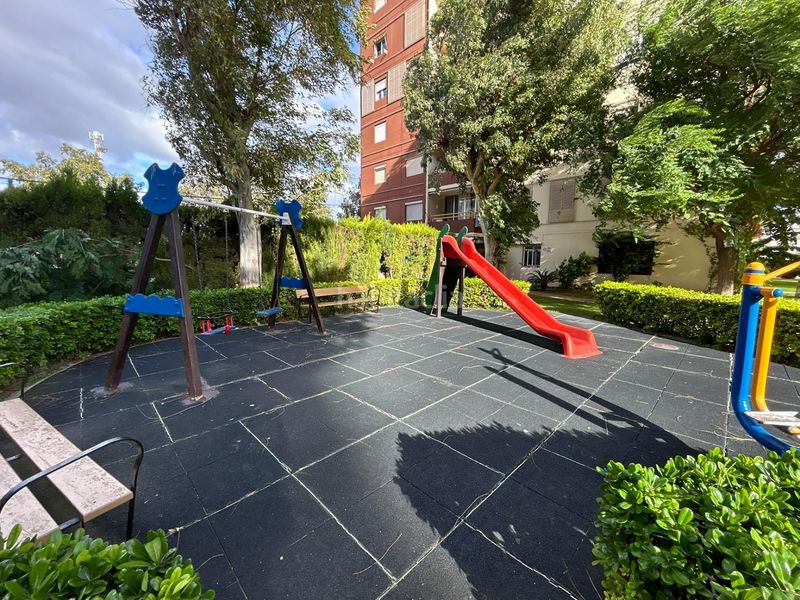 Foto b126fab8-3d08-45d8-a5e6-3c2cc03d2df7. Pis a calle serrans 2 a Platja de la Pobla de Farnals Pobla de Farnals (la)