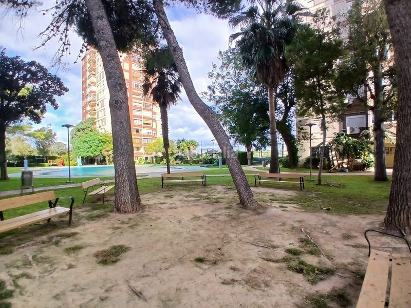 Foto f407a21a-9529-4bbb-b57b-b51a5c3e79cd. Pis a calle serrans 2 a Platja de la Pobla de Farnals Pobla de Farnals (la)