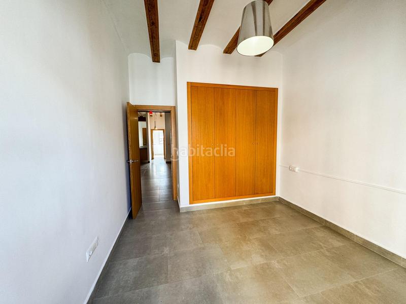 Foto d8069fc4-3d08-41e8-ab69-7ff2c89b25c6. Alquiler piso  reformado en el centro en Russafa Valencia