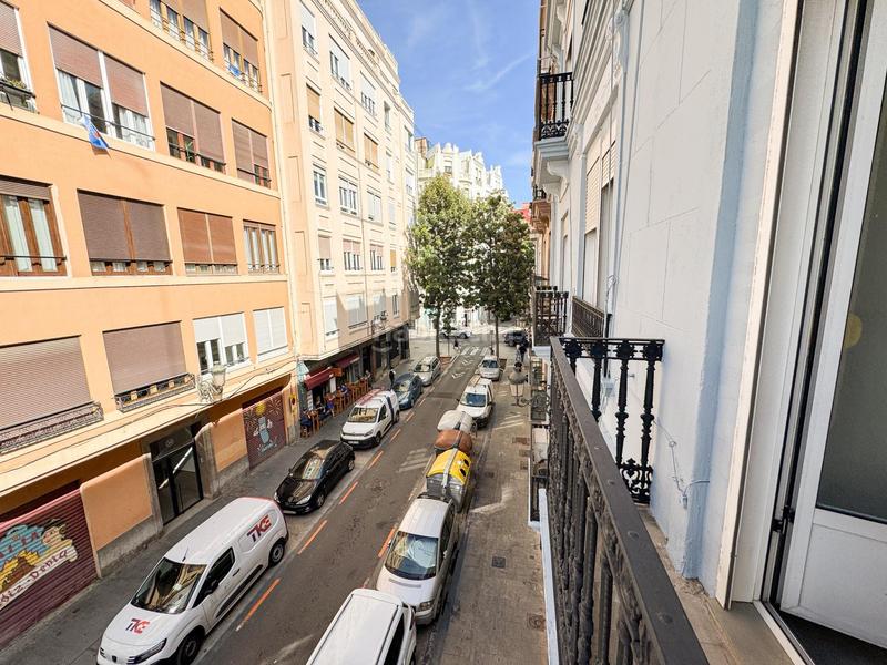 Foto 30da2167-5581-47c1-93f9-98a72b22364f. Location appartement dans Russafa Valencia