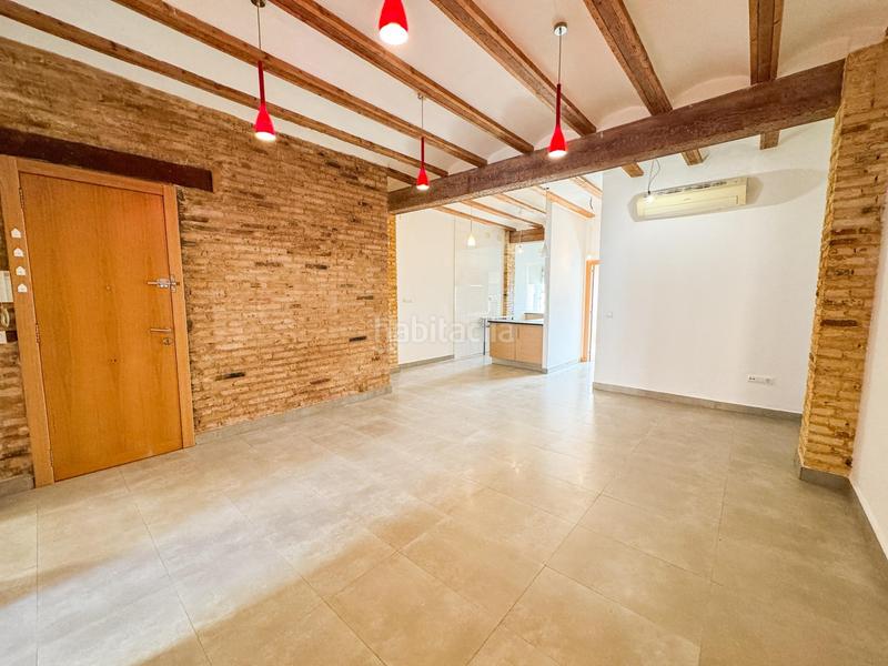 Foto ce1350ed-79f7-4f47-a2a2-2695ad74f8a5. Miete etagenwohnung in Russafa Valencia