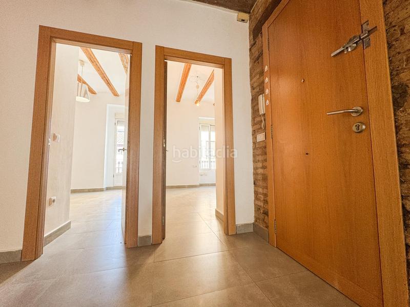 Foto e9146a84-2f9a-42ec-8e9e-57260fcf0e85. Miete etagenwohnung in Russafa Valencia