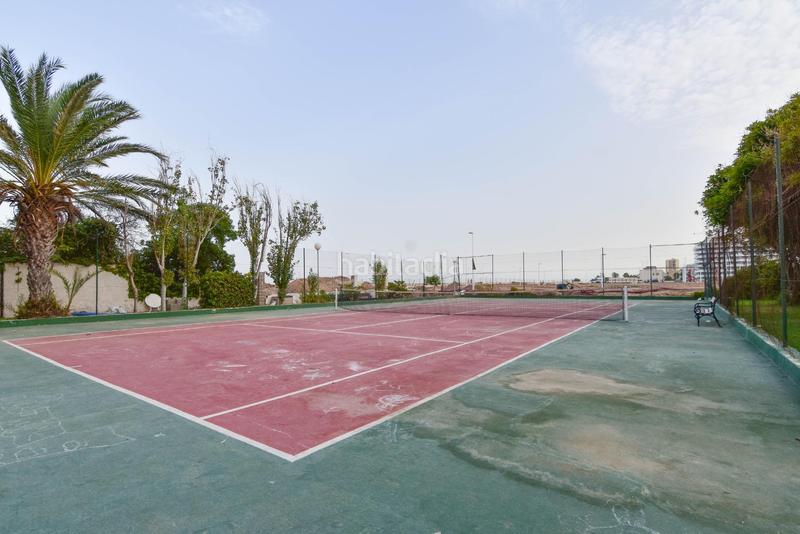 Foto de3215b0-ce93-485f-867d-a9a941dcd509. Lloguer apartament amb aparcament piscina a Playa del Puig El Puig de Santa Maria