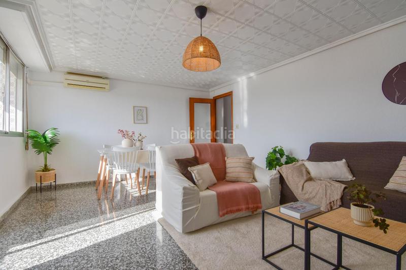 Foto 7d83cde5-b567-4e5c-8bcc-2d4b517ef452. Etagenwohnung in Foios