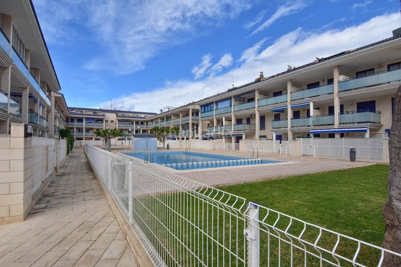 Foto b4e50c60-f380-4886-b9a3-1098a02f5e42. Lloguer pis amb aparcament piscina a playas de Puçol Puçol