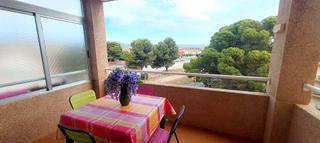 Apartamento en Passeig del mediterrani 54. ¡tu rincón junto al mar te espera!