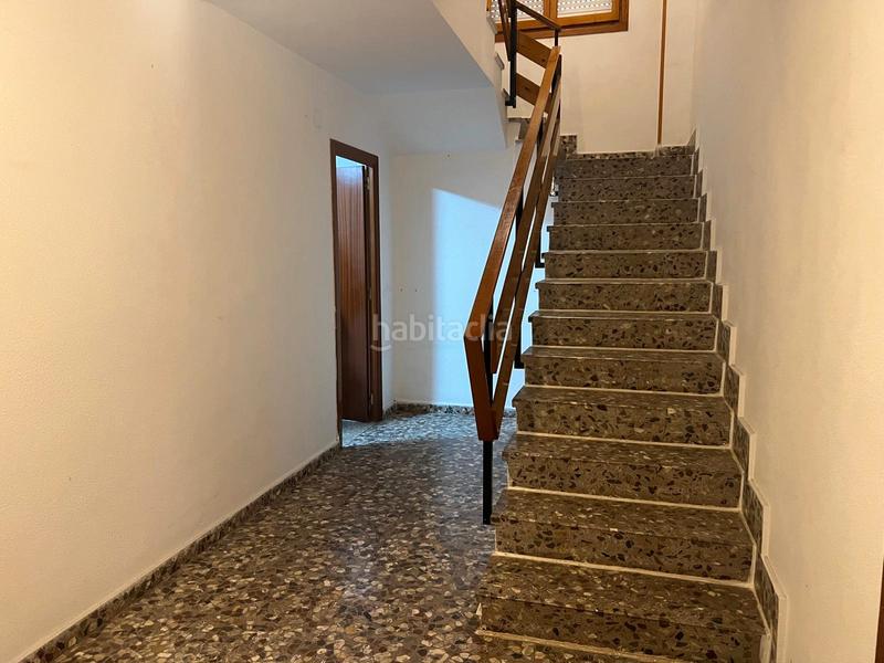 Foto 1d7cd180-8e30-4f3f-b59b-6fccf75b34f7. Casa adossada amb calefacció aparcament a Alagón