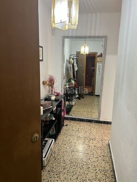 Foto dd3695b1-f82b-4f58-a91f-eafb50d5b1ab. Pis amb xemeneia a Passeig Marítim Miami Platja