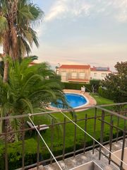 Reihenhaus  Avinguda doctor gil vernet. Casa adosada con terraza y barbacoa - �tu hogar perfecto te espe