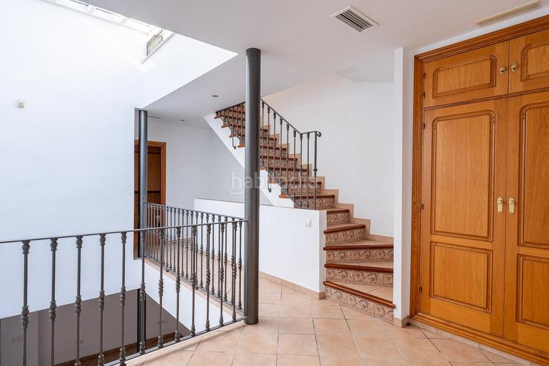 Foto aff0f2c4-5891-45e7-ac31-025ca6b97944. Casa  de pueblo 103 m 2 dormitorios estudio en Gelves