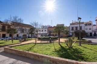 Casa a Gelves. Casa de pueblo en gelves 103 m  2 dormitorios  estudio