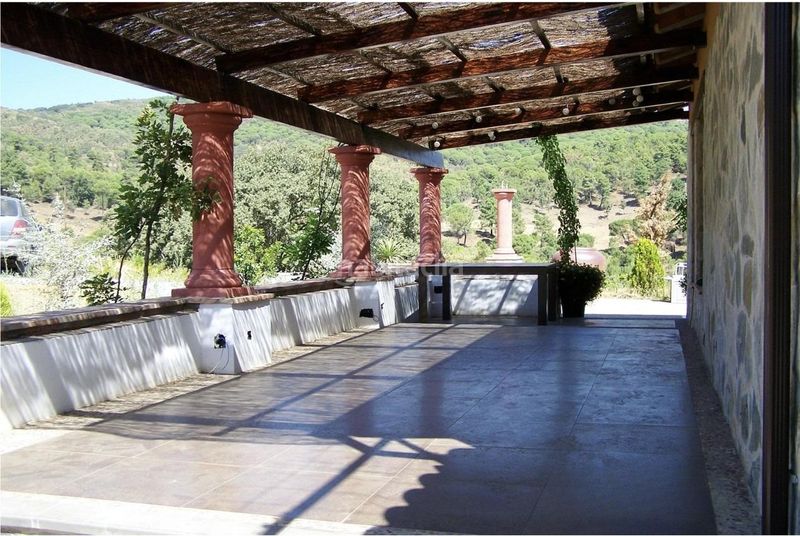 Foto be2e86d4-a010-4caa-b225-6fb759734c57. Casa amb aparcament a Calera de León