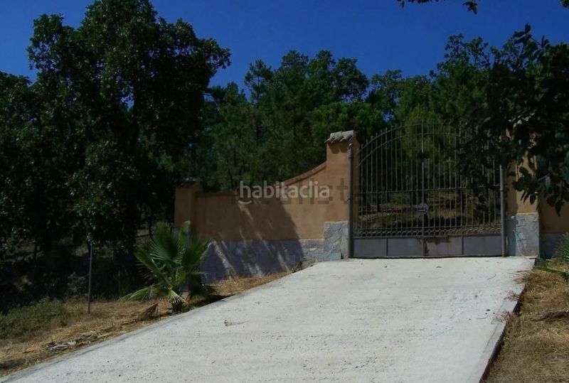 Foto f09ac24d-783c-4aec-ab57-6c98399fd7bc. Casa amb aparcament a Calera de León